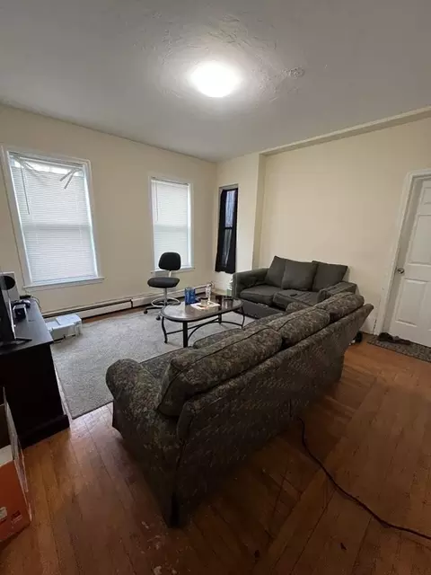 8 Ingalls St, Worcester, MA 01604 photo 7