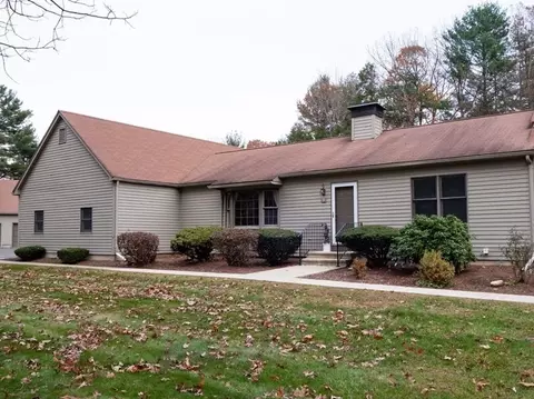 419 Southwick Rd #J39, Westfield, MA 01085