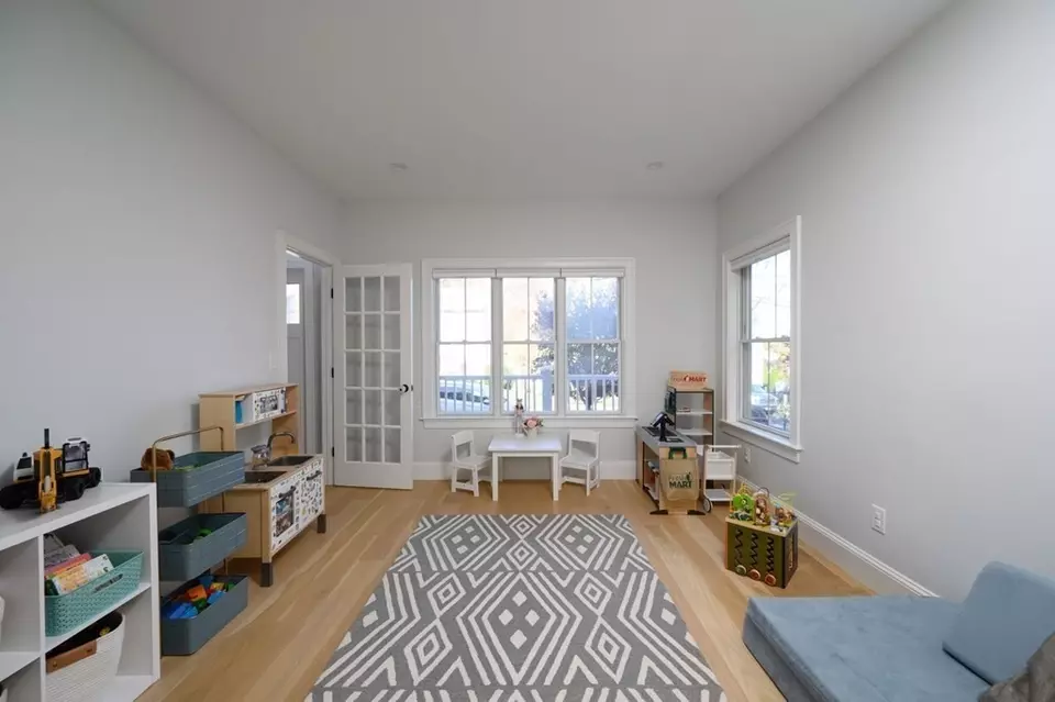  39 Rose St, Milton, MA 02186 photo 12