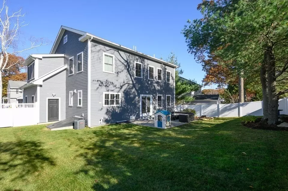  39 Rose St, Milton, MA 02186 photo 34