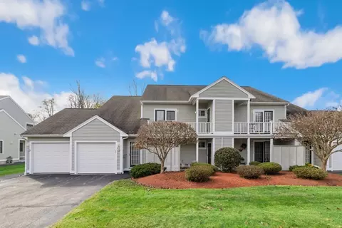 5 Masi Meadow Ln #D, Middleton, MA 01949
