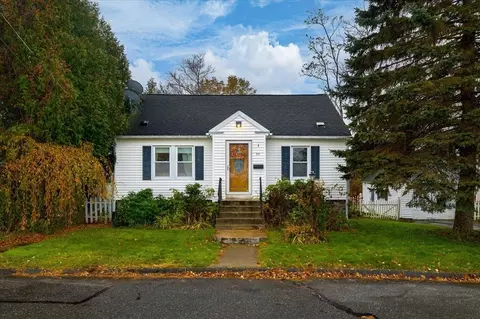 34 Brightwood Ave, Worcester, MA 01604