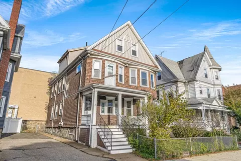 35 Pleasant St, Everett, MA 02149 photo 42