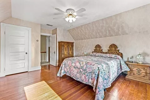 35 Pleasant St, Everett, MA 02149 photo 26