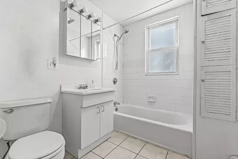 35 Pleasant St, Everett, MA 02149 photo 15