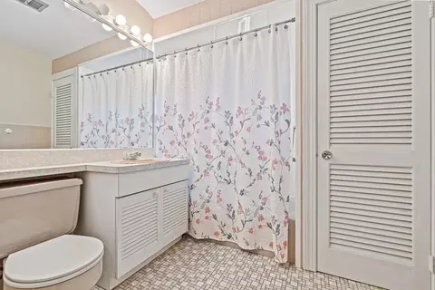 35 Pleasant St, Everett, MA 02149 photo 36