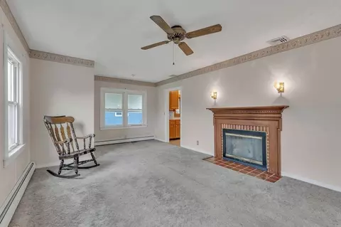 77 Norman St, Chicopee, MA 01013 photo 16