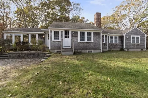 16 Woodbine Rd, Harwich, MA 02646
