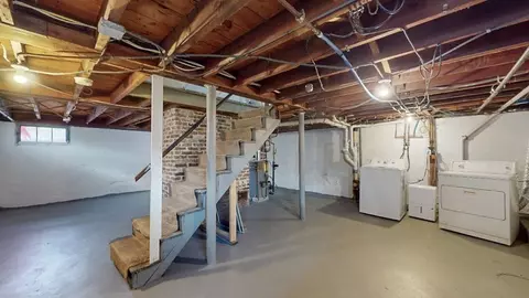 1329 Pleasant St, Worcester, MA 01602 photo 36