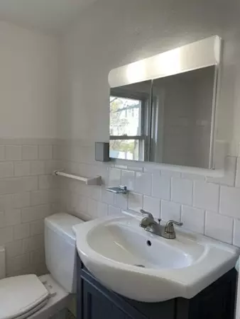 1329 Pleasant St, Worcester, MA 01602 photo 33