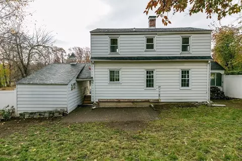 1329 Pleasant St, Worcester, MA 01602 photo 41