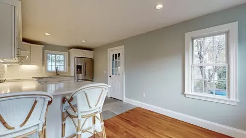 1329 Pleasant St, Worcester, MA 01602 photo 10