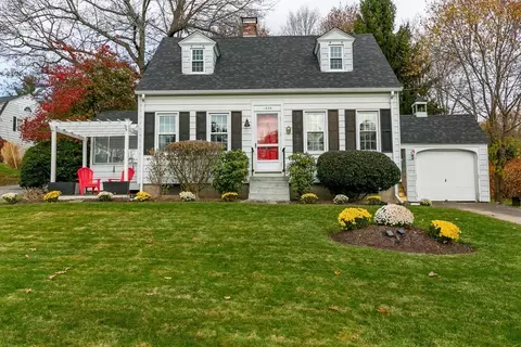 1329 Pleasant St, Worcester, MA 01602