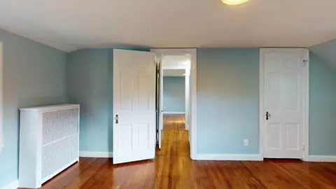 1329 Pleasant St, Worcester, MA 01602 photo 26