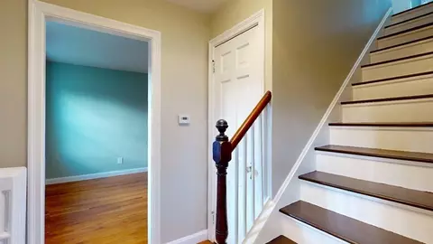 1329 Pleasant St, Worcester, MA 01602 photo 24