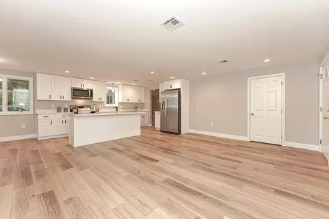 7 Philip Rd, Framingham, MA 01701 photo 10
