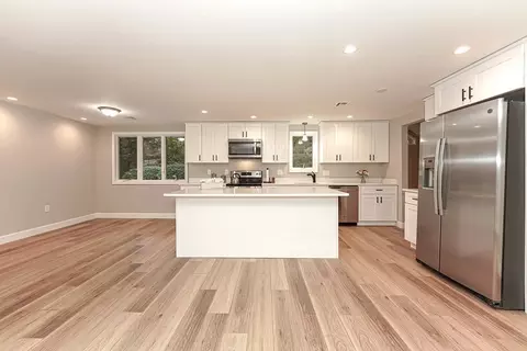 7 Philip Rd, Framingham, MA 01701 photo 6