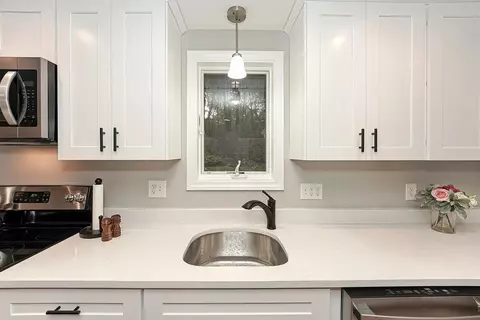 7 Philip Rd, Framingham, MA 01701 photo 12