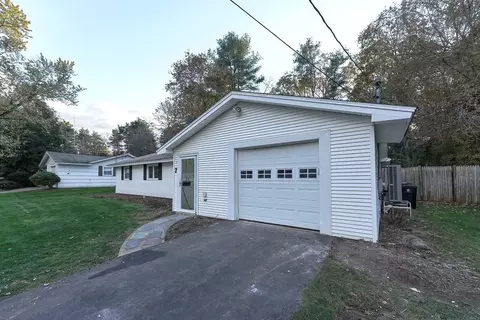 7 Philip Rd, Framingham, MA 01701 photo 3