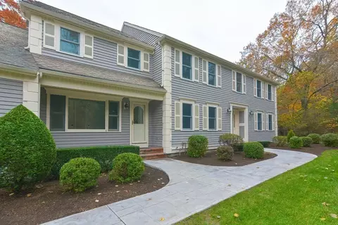 18 Briarwood Cir, Easton, MA 02356