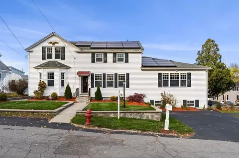 60 Florence St, Lowell, MA 01852
