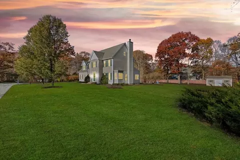 544 Estherbrook Ave, Dighton, MA 02715