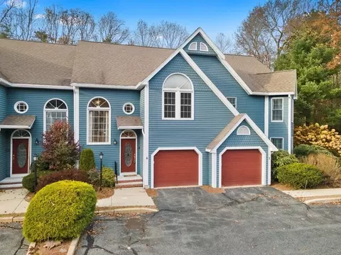 4 Forest Ln #4, Hopkinton, MA 01748