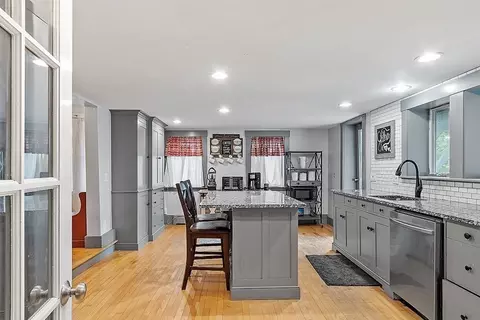 692 Main St, Ashby, MA 01431 photo 11