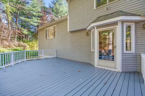 1091 High St, Dedham, MA 02026 photo 32