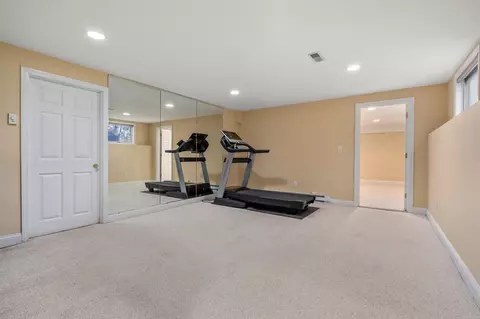 1091 High St, Dedham, MA 02026 photo 29