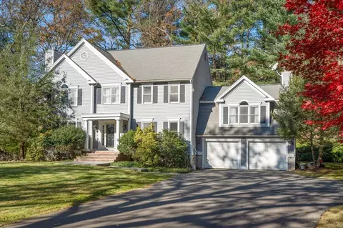 1091 High St, Dedham, MA 02026