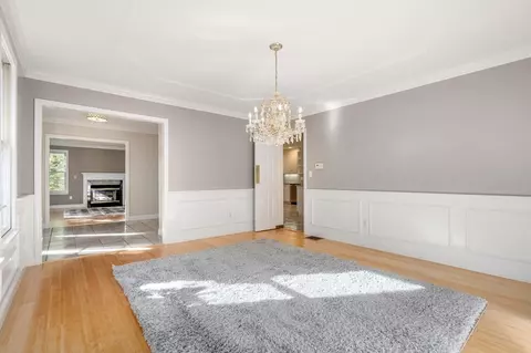 1091 High St, Dedham, MA 02026 photo 6