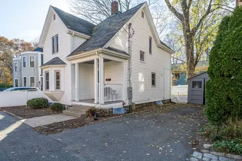 10 Highland Park, Newton, MA 02460