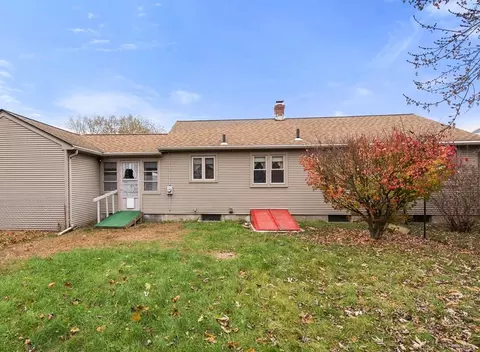 23 Frontenac St, Chicopee, MA 01020 photo 18