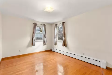23 Frontenac St, Chicopee, MA 01020 photo 12