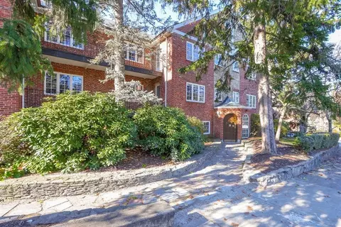 543 Centre St #6, Newton, MA 02458