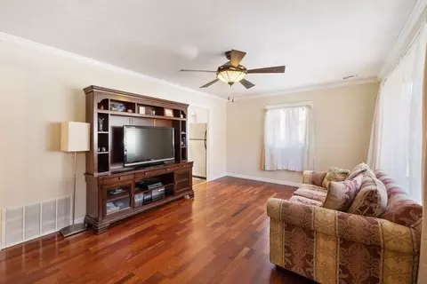 1497 President Ave, Fall River, MA 02720 photo 11