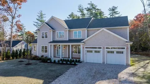 16 Briggs Ln, Marion, MA 02738