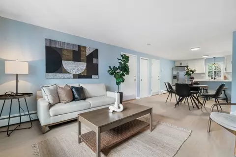 5 Drummer Rd #C6, Acton, MA 01720