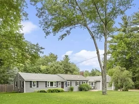 46 River Rd, Norfolk, MA 02056