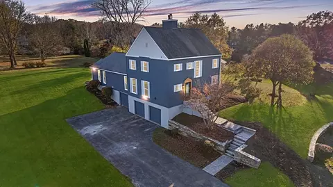 20 Skye Line Dr, Sutton, MA 01590 photo 3