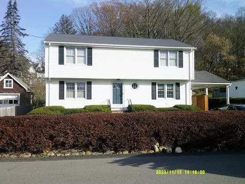 42 E Street Ext, Milford, MA 01757