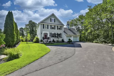 223 Low St, Newburyport, MA 01950