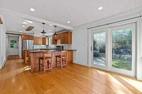 140 Forest St, Middleton, MA 01949 photo 6