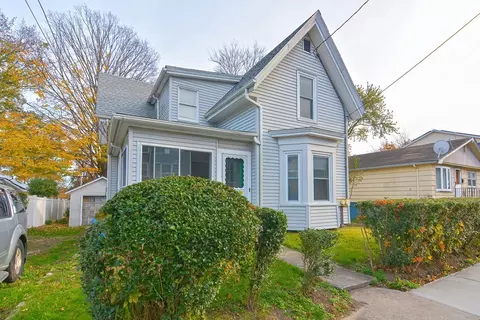 28 Charles St, Boston, MA 02136