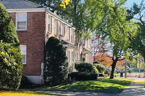 4 Colony Rd #4, West Springfield, MA 01089
