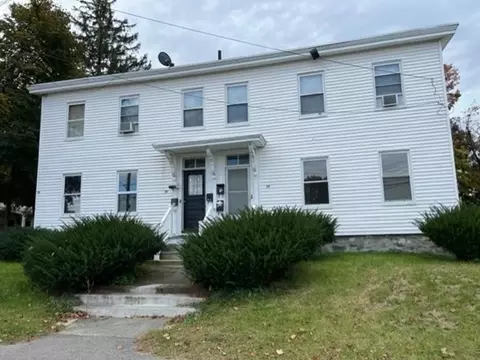 96-98 Railroad St, Methuen, MA 01844