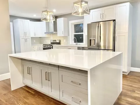 21 Pitts St, Natick, MA 01760