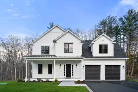 560 Wachusett St, Holden, MA 01520