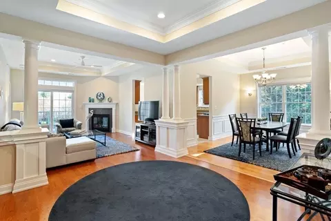 1303 Albion Rd #1303, Bedford, MA 01730